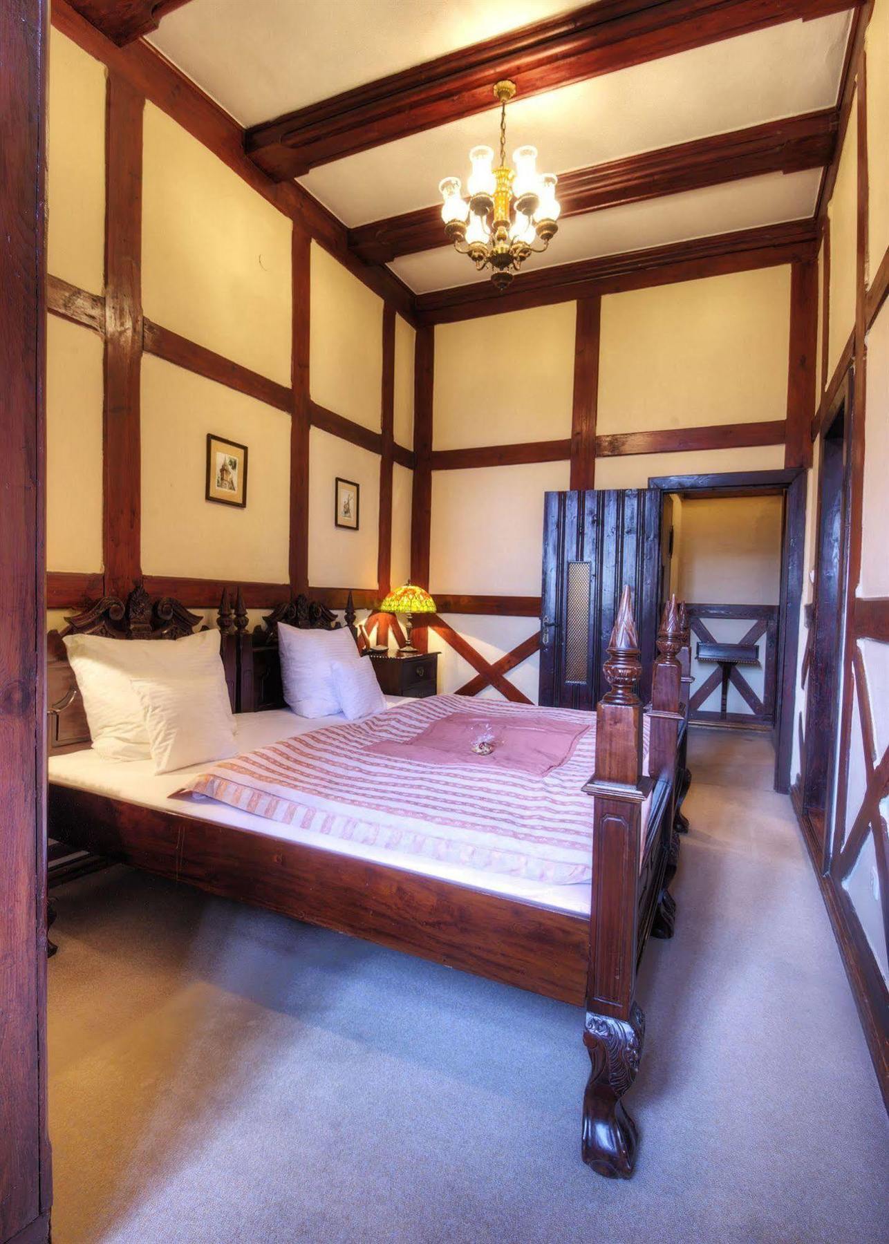 Hotel Noma Residence Zameczek Mysliwski Promnice Kobior Luaran gambar